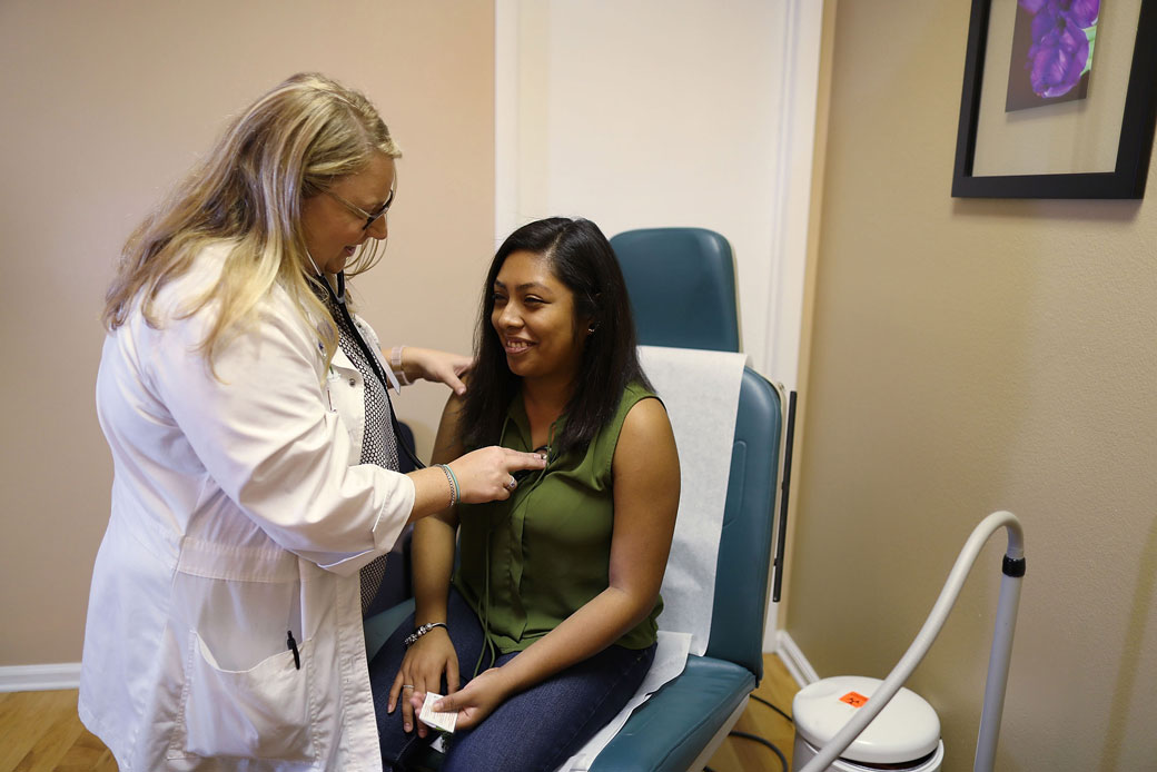 A woman visits a registered nurse practitioner for a checkup at a Planned Parenthood health center on June 23, 2017, in West Palm Beach, Florida. (Getty/Joe Raedle)